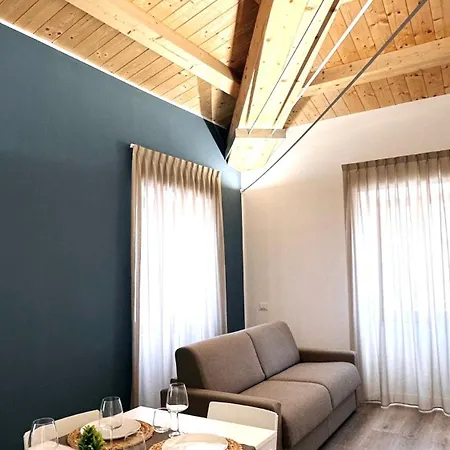Rosso Conero - Soggiorni Le Grotte Apartment *