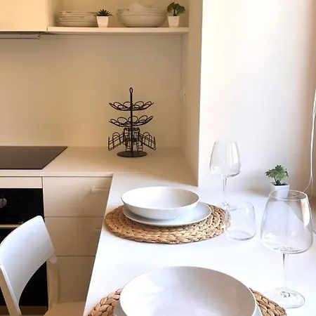 Rosso Conero - Soggiorni Le Grotte *